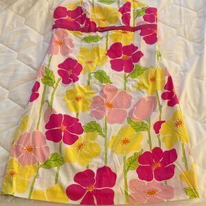 Lily Pulitzer Strapless Dress in Pink/Yellow/Green Floral Print. Size 2.